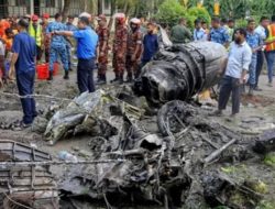 Jet Tempur Bangladesh Buatan China Tabrak Sekolah, 31 Orang Tewas